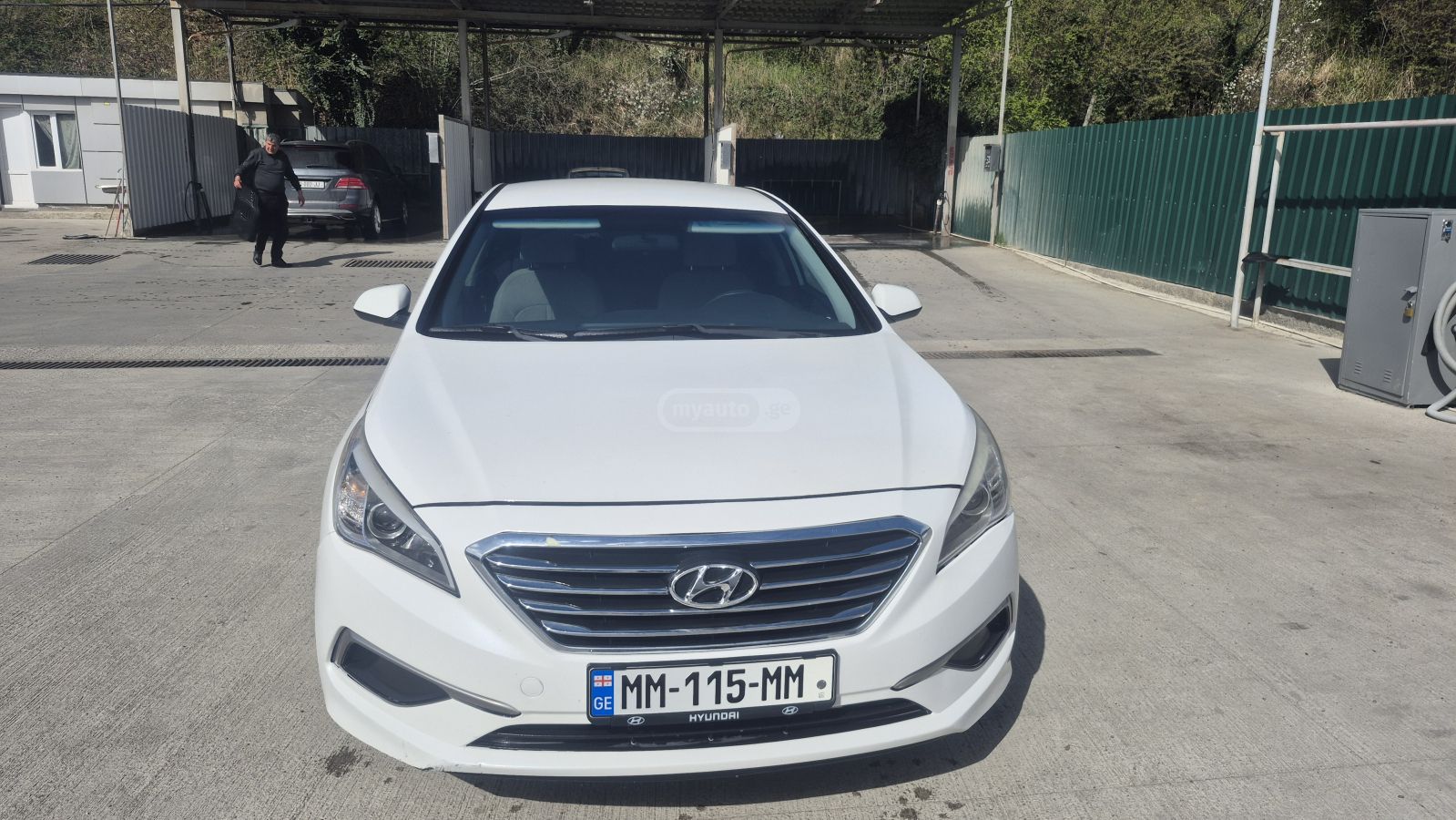 Hyundai Sonata - фото 1