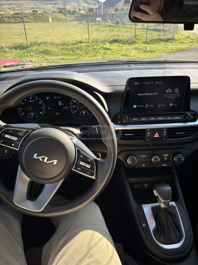 Kia Forte - фото 7