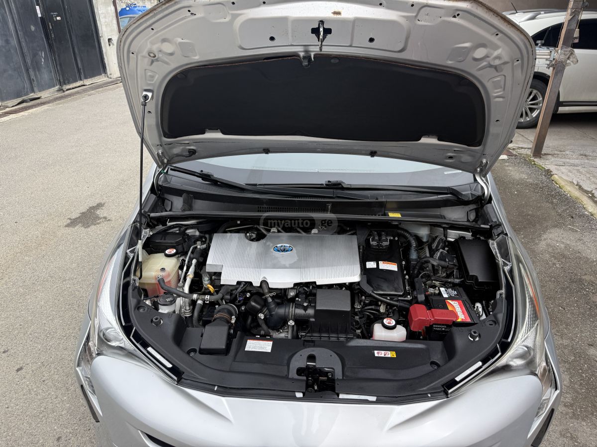 Toyota Prius - фото 9