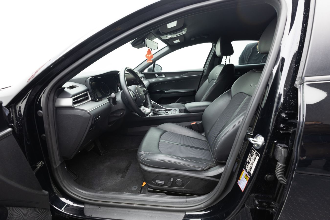 Kia Kia K5 — миниатюра 10