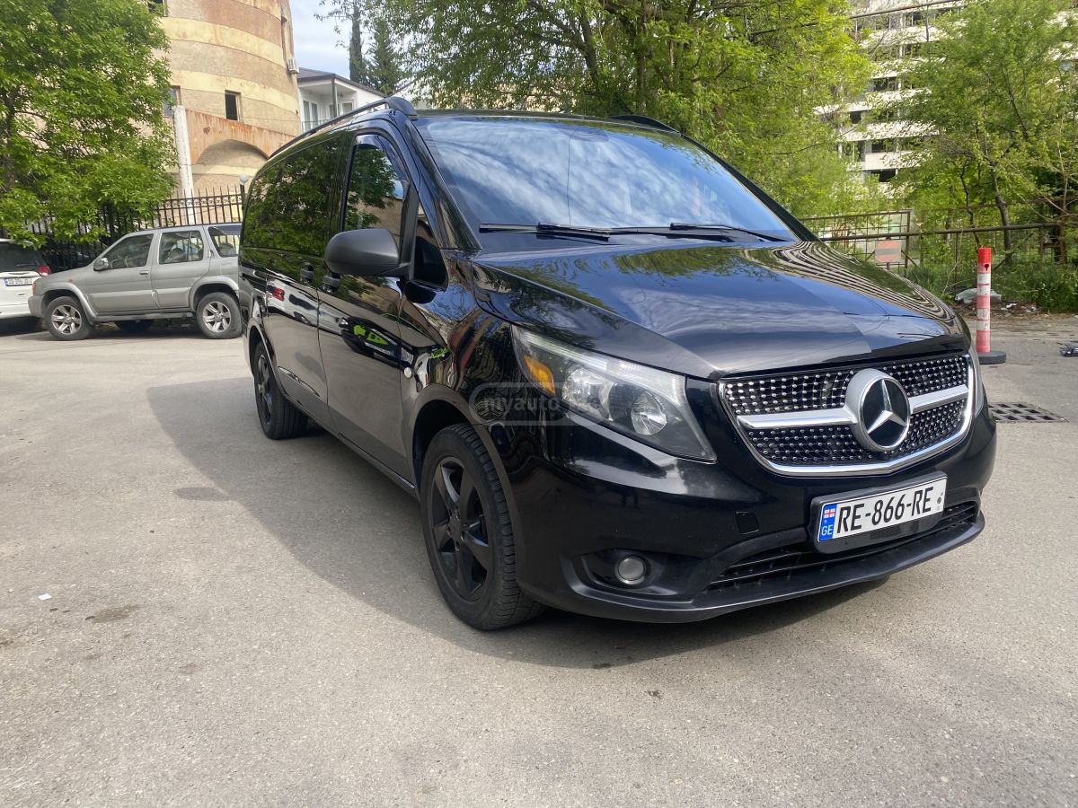 Mercedes-Benz Metris Passenger Van - фото 1