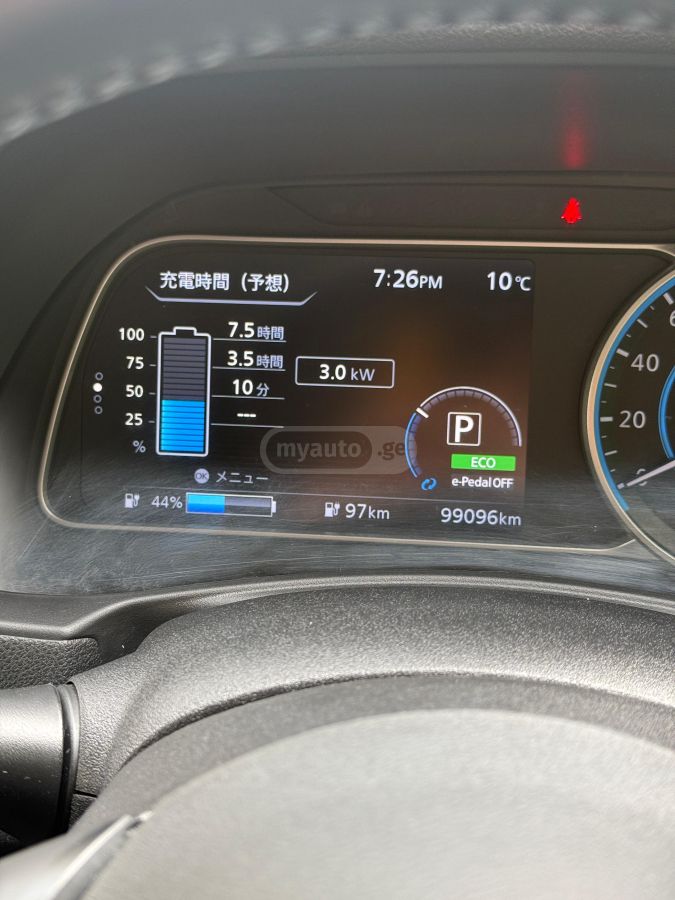 Nissan Leaf - фото 11