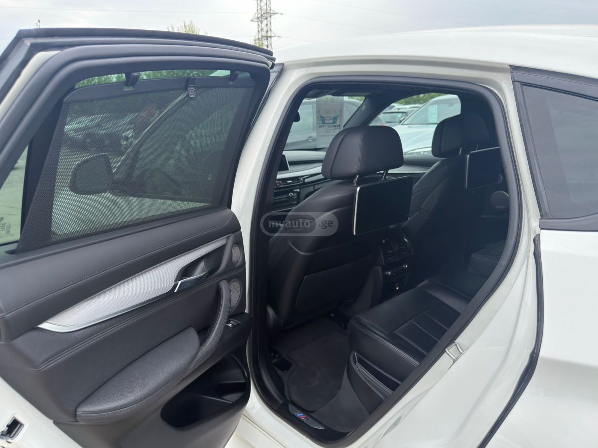 BMW X6 - фото 12