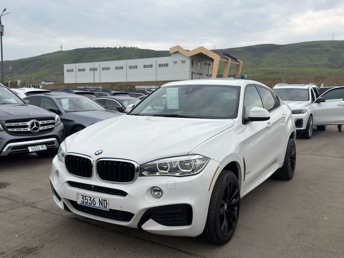 BMW X6 - фото 3