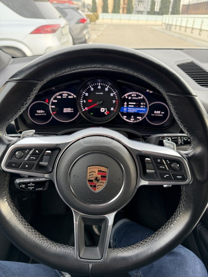 Porsche Cayenne - фото 7