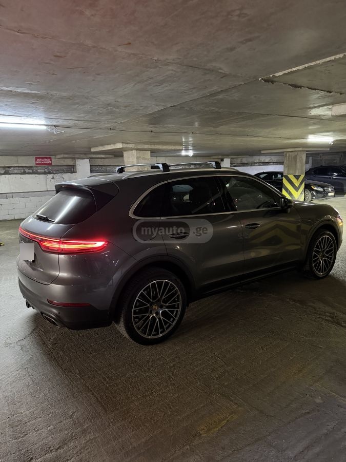 Porsche Cayenne - фото 9