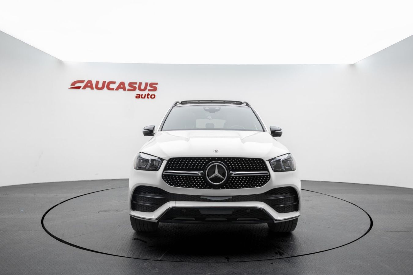 Mercedes-Benz GLE 350 - фото 1