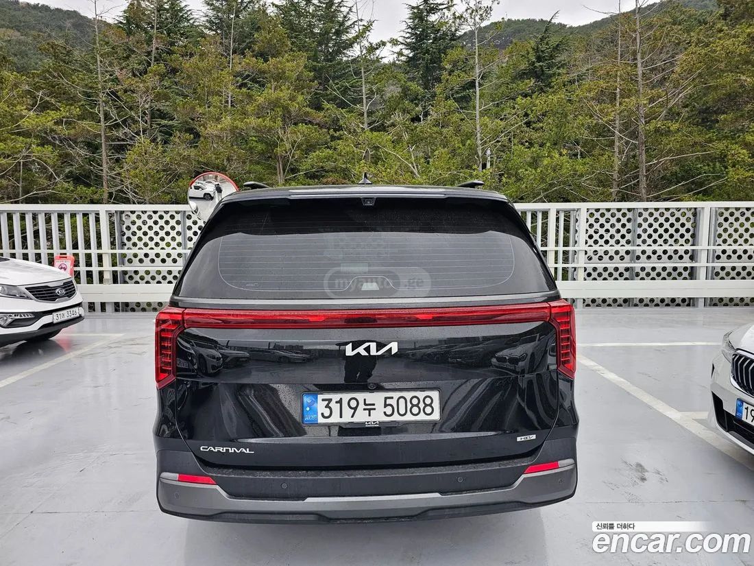 Kia Sedona 2025 — миниатюра 2