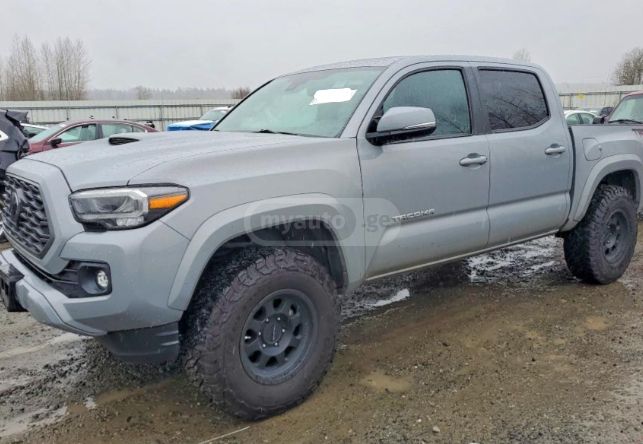Toyota Tacoma - фото 1