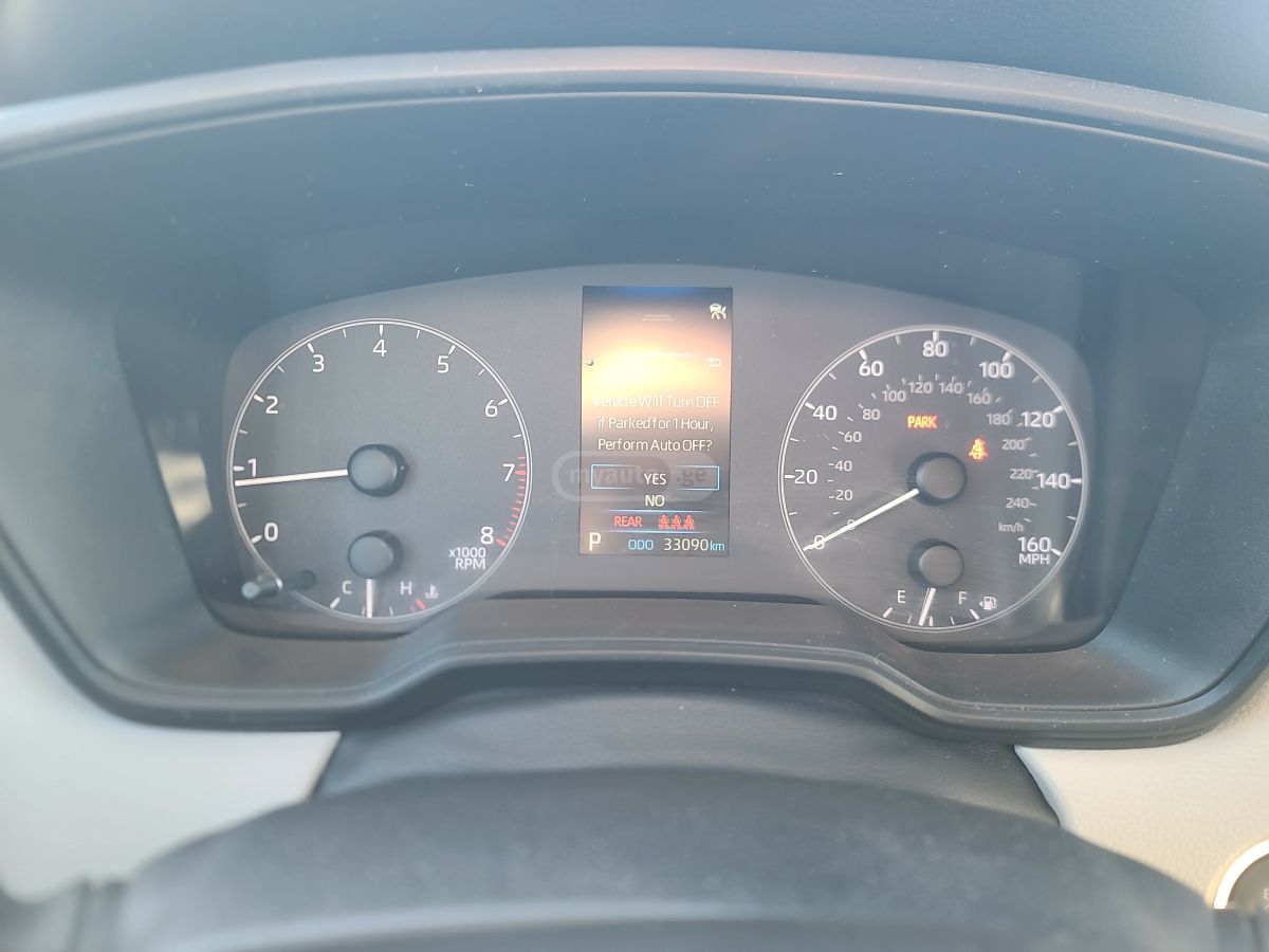 Toyota LE 4dr All-Wheel Drive CVT — миниатюра 11