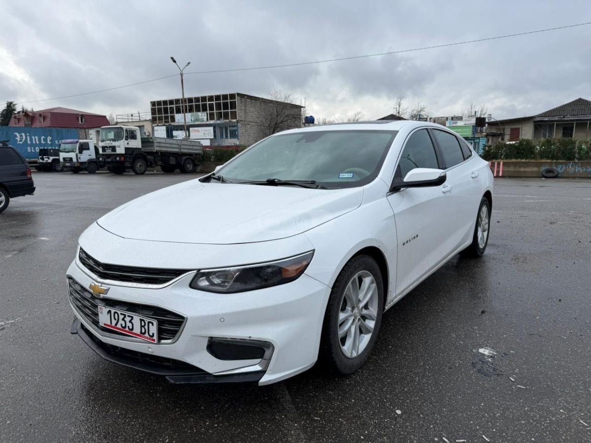 Chevrolet Malibu - фото 1