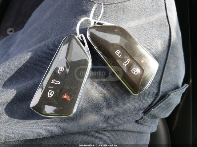 Volkswagen PRO S — миниатюра 10