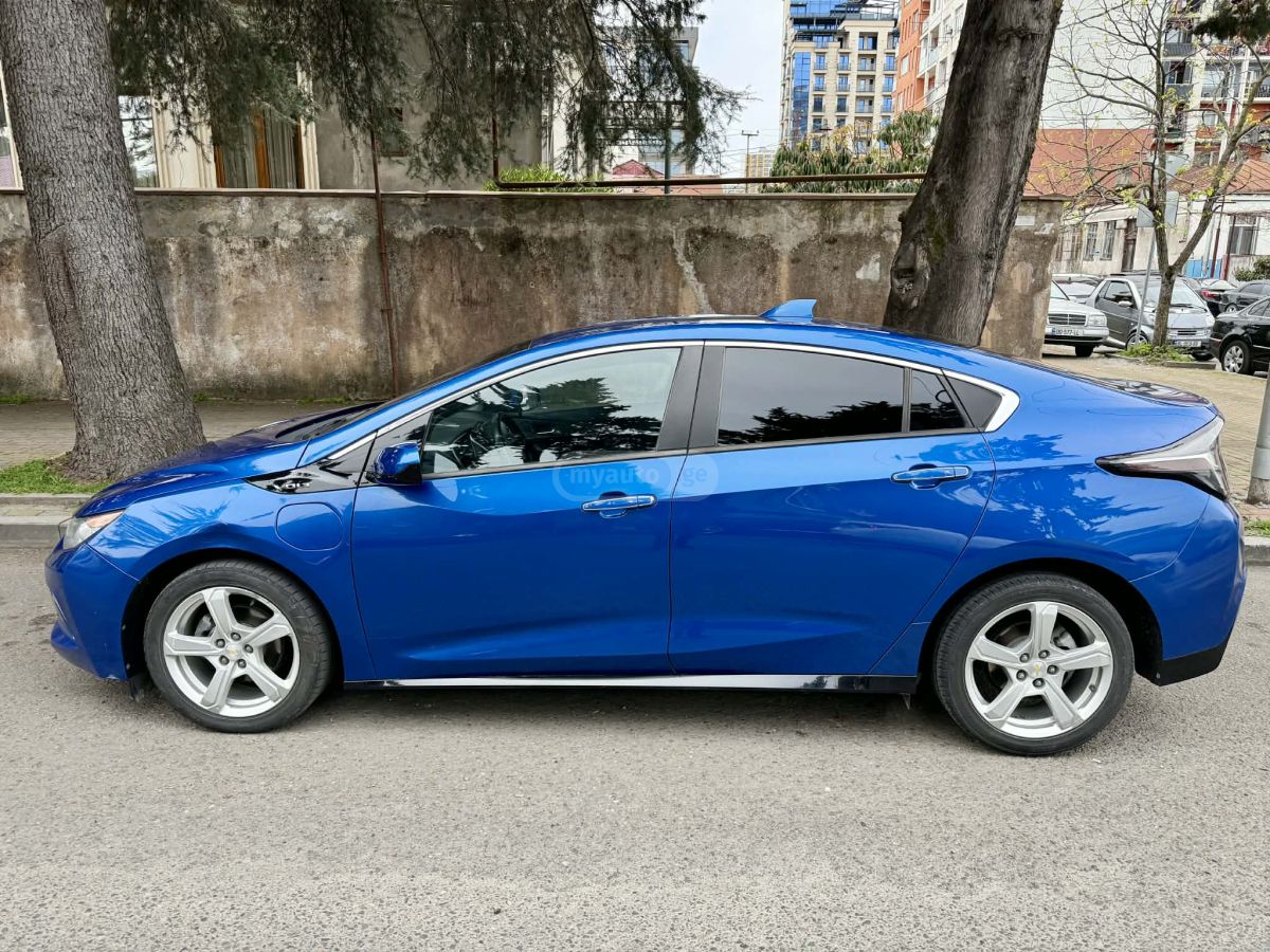 Chevrolet Volt - фото 3