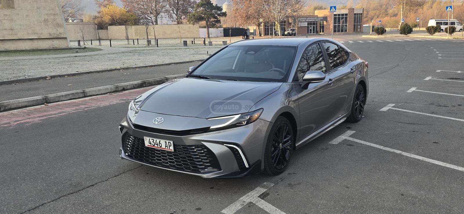 Toyota Camry - фото 6