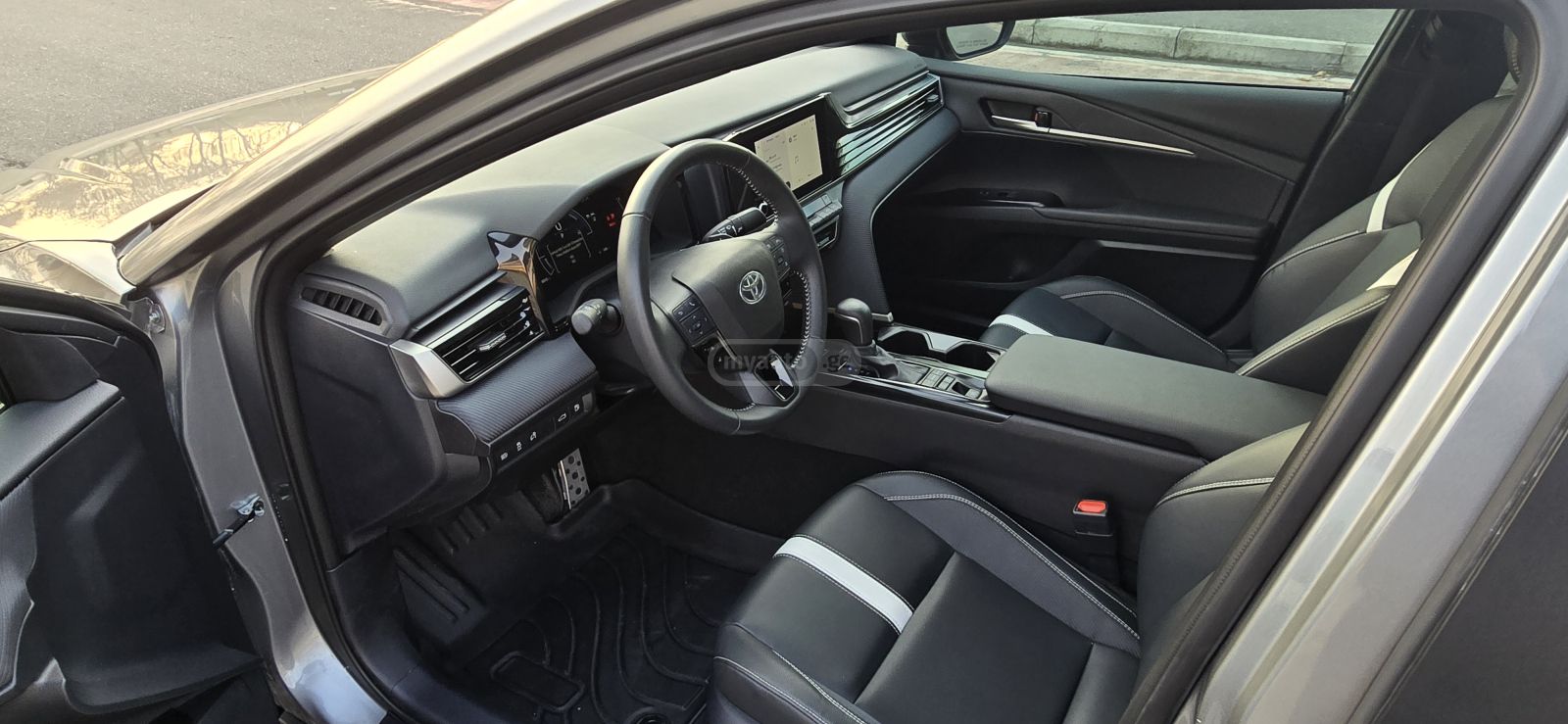 Toyota Camry - фото 7