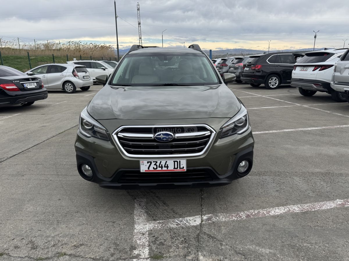Subaru Outback - фото 1