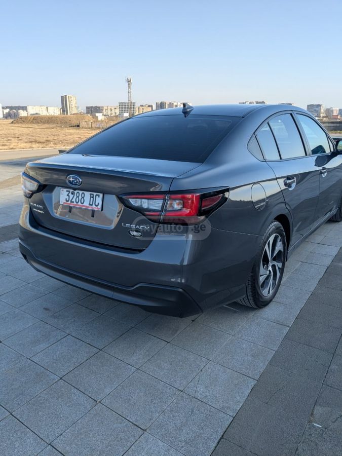 Subaru Legacy - фото 3