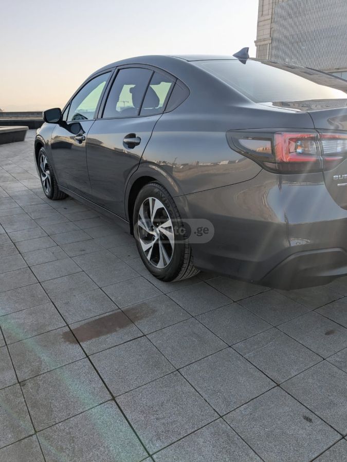 Subaru Legacy - фото 5