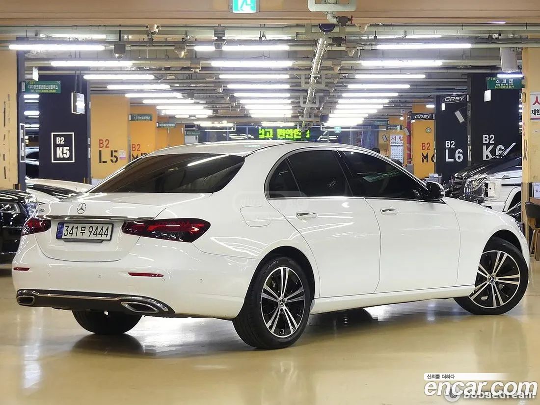 Mercedes-Benz E 63 AMG 2021 — миниатюра 4