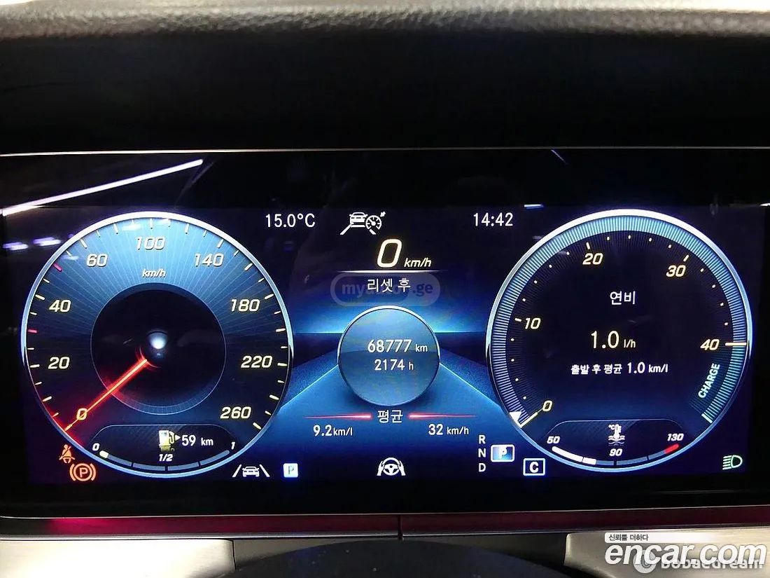 Mercedes-Benz E 63 AMG 2021 — миниатюра 8