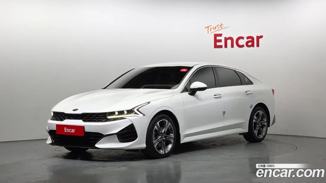 Kia Optima - фото 1