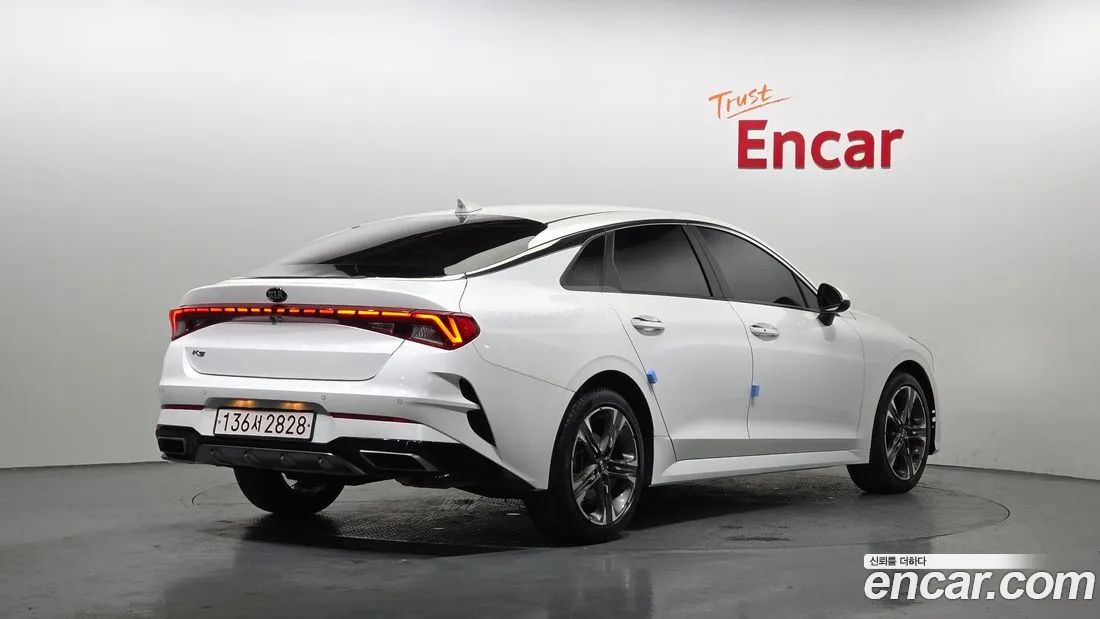 Kia Optima - фото 2