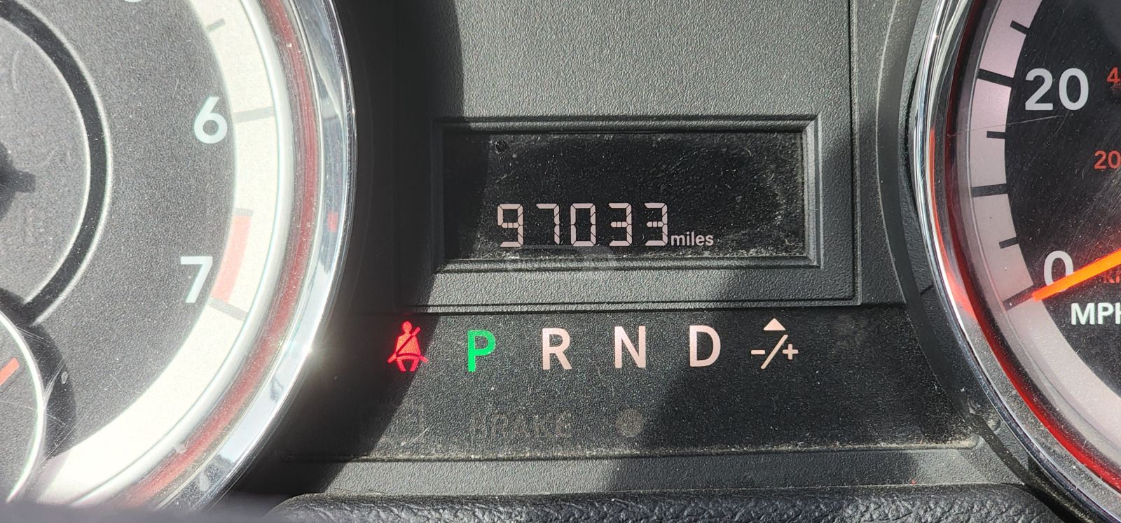 Dodge Caravan - фото 8