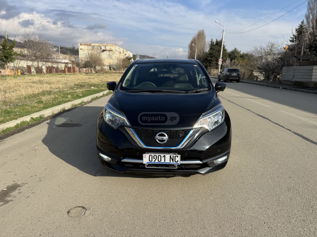 Nissan Note - фото 3