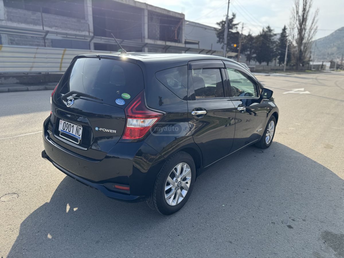 Nissan Note - фото 4