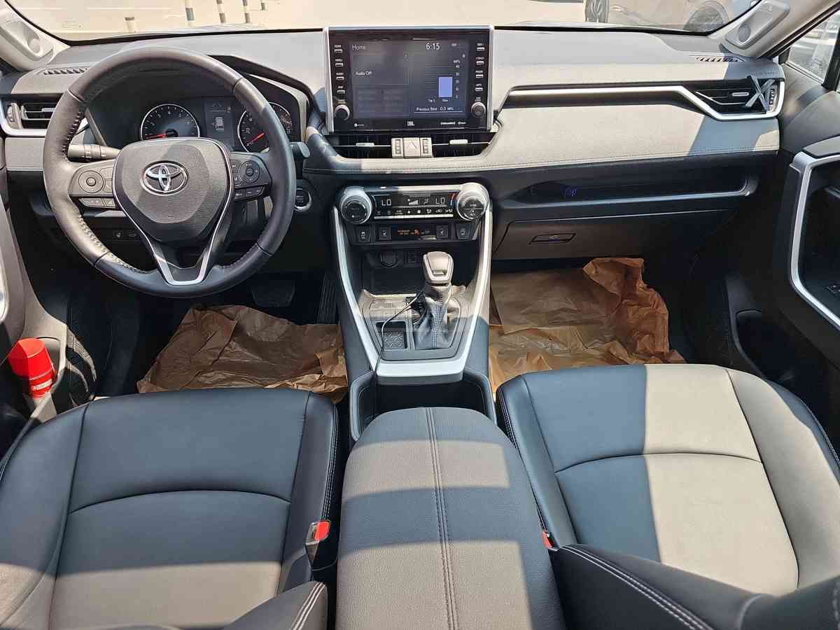 Toyota Toyota RAV4 — миниатюра 8