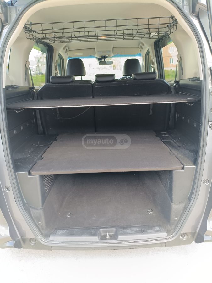 Honda Freed - фото 12