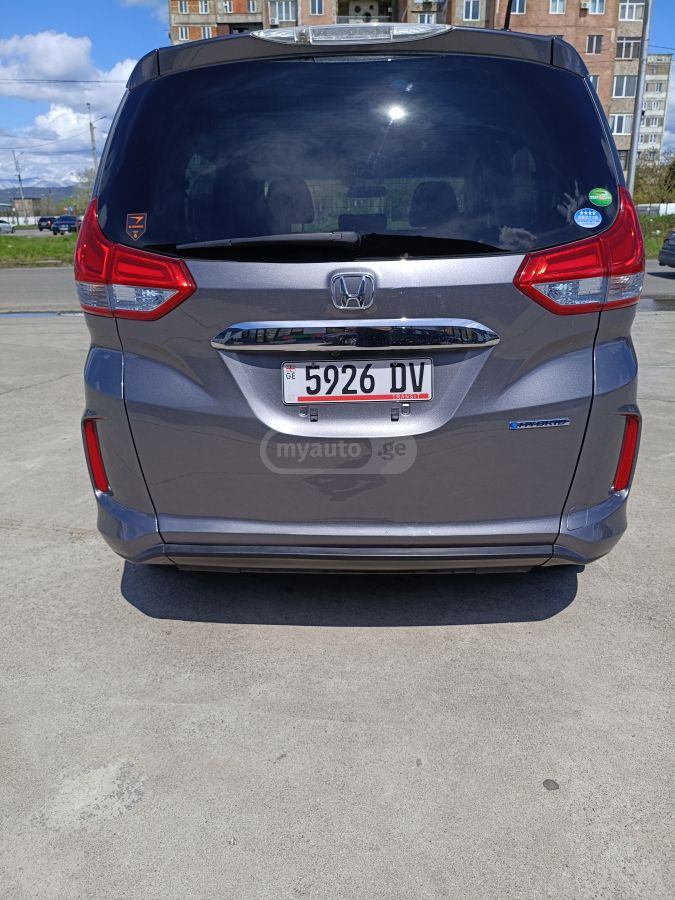 Honda Freed - фото 3