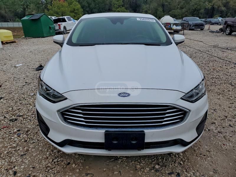 Ford Fusion - фото 5