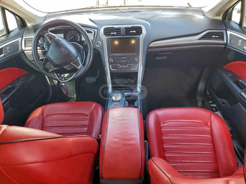 Ford Fusion - фото 8