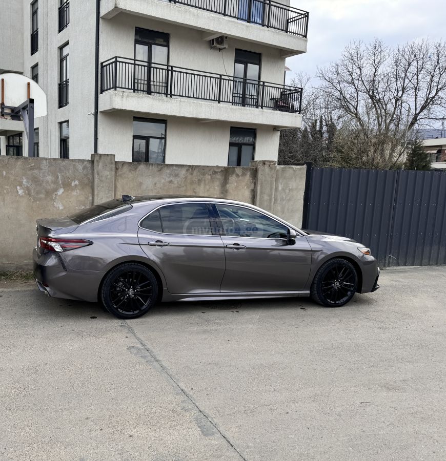 Toyota Camry - фото 10