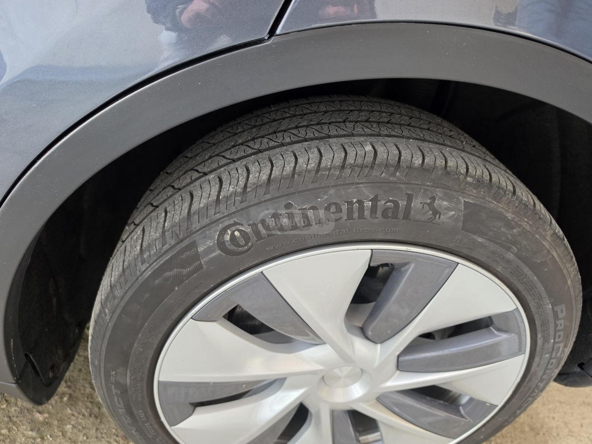 Tesla Dual Motor Long Range — миниатюра 14