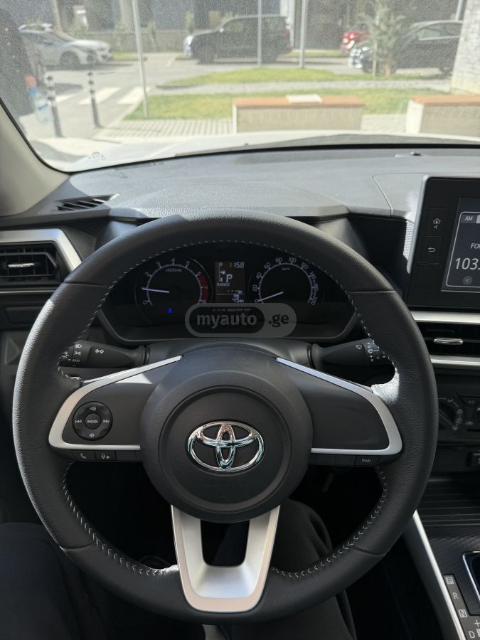 Toyota ПРОХОДНОЙ 03/2023 — миниатюра 12