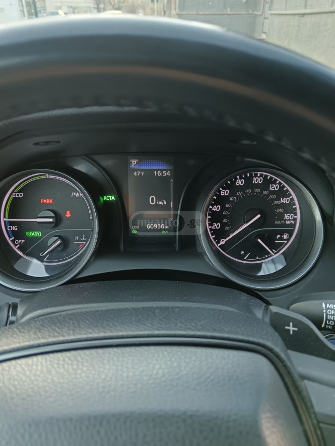 Toyota SE Nightshade 4dr Front-Wheel — миниатюра 5