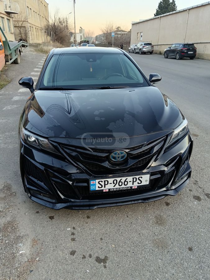 Toyota SE Nightshade 4dr Front-Wheel — миниатюра 8