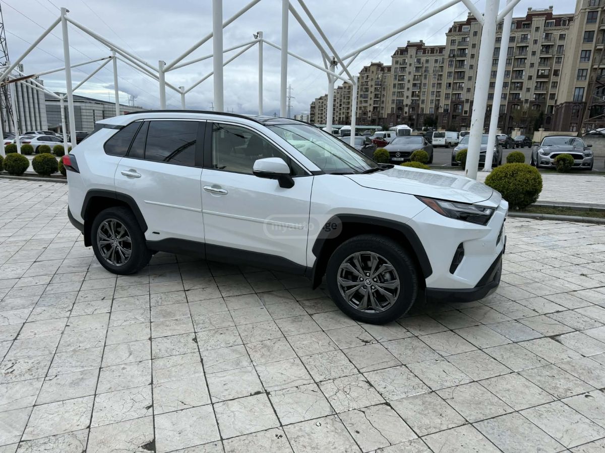 Toyota RAV 4 - фото 6