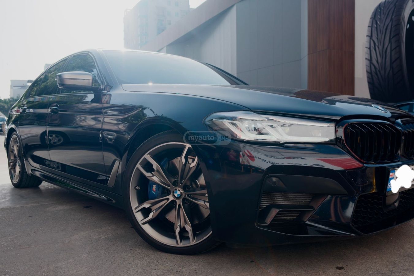 BMW 550 - фото 1