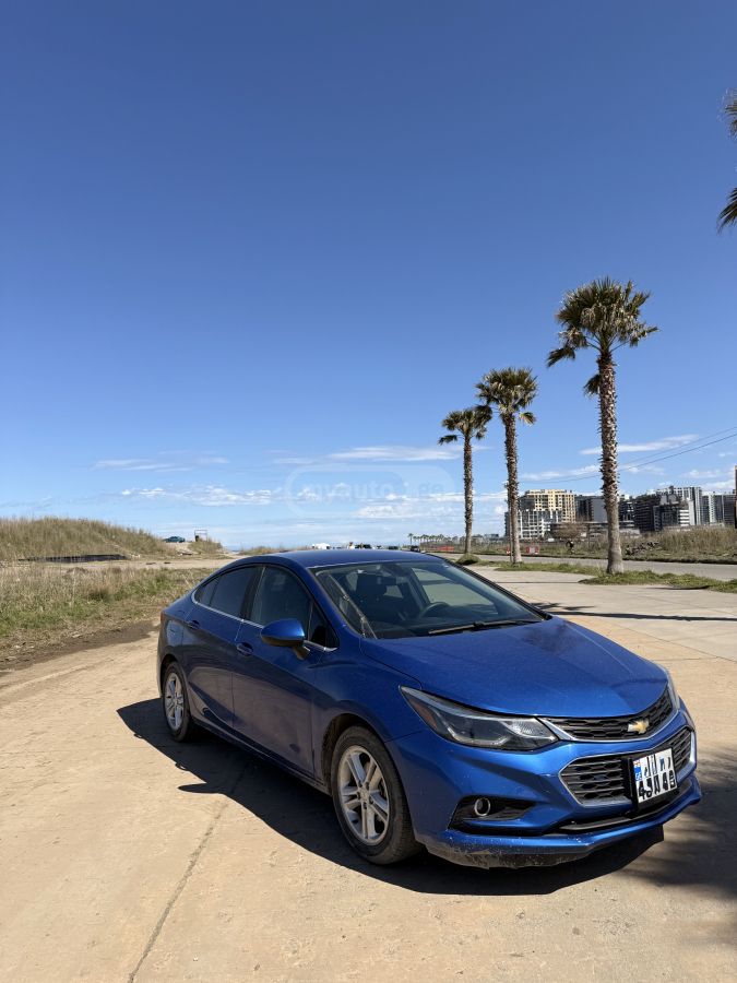 Chevrolet Cruze - фото 3