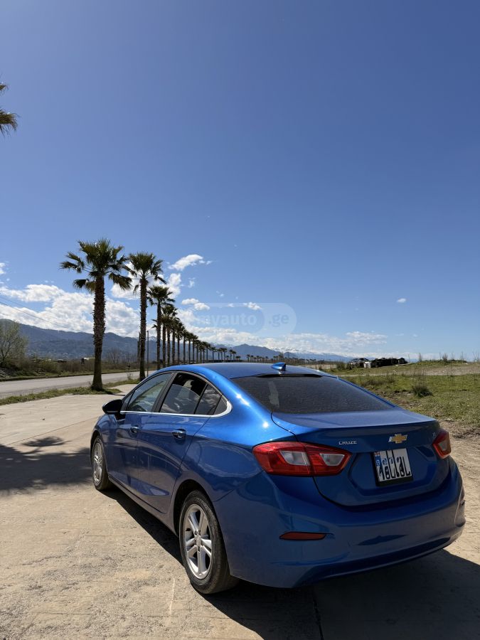 Chevrolet Cruze - фото 5