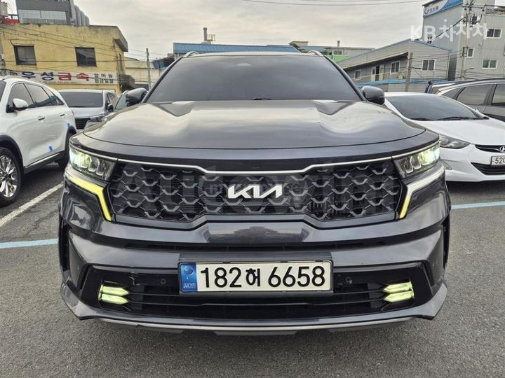 Kia Sorento - фото 1