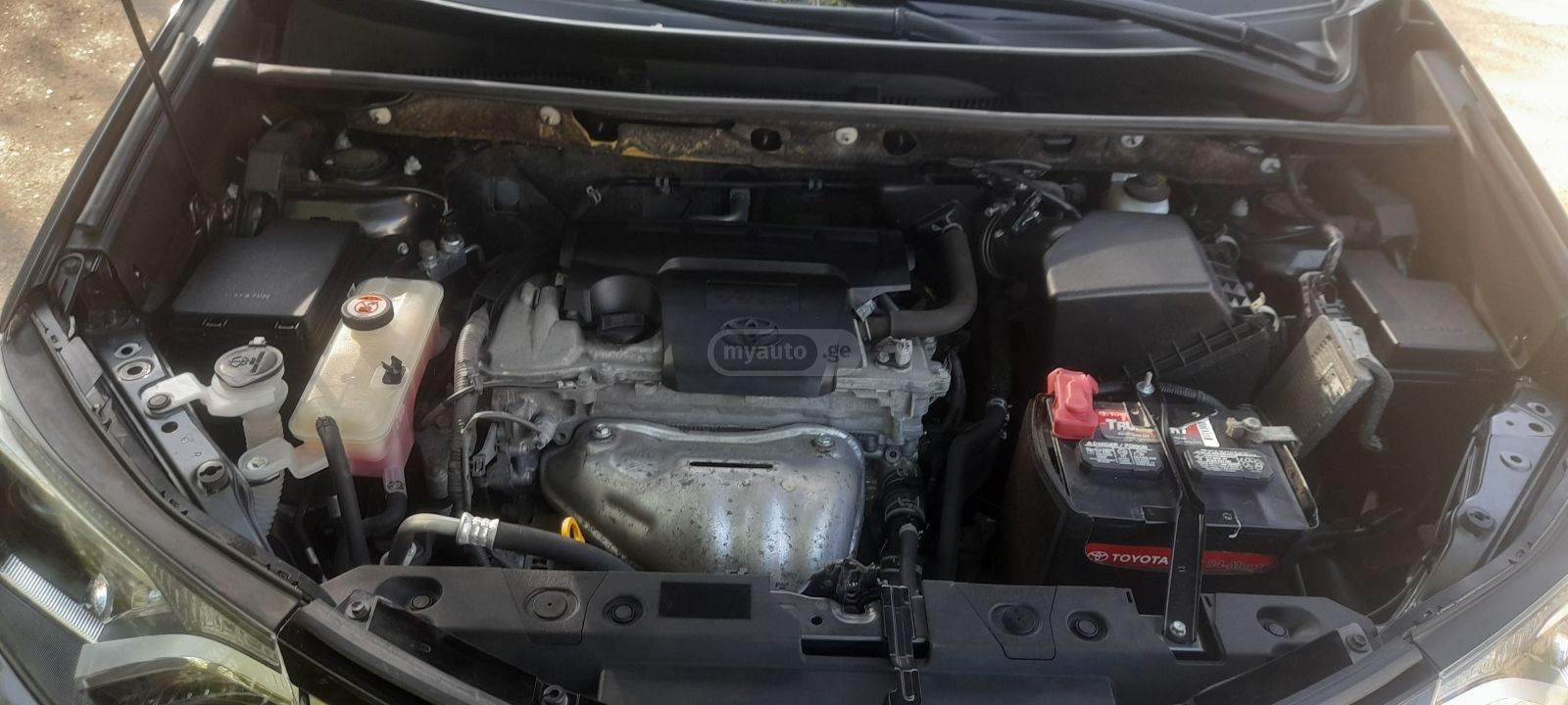 Toyota Rav 4 - фото 8