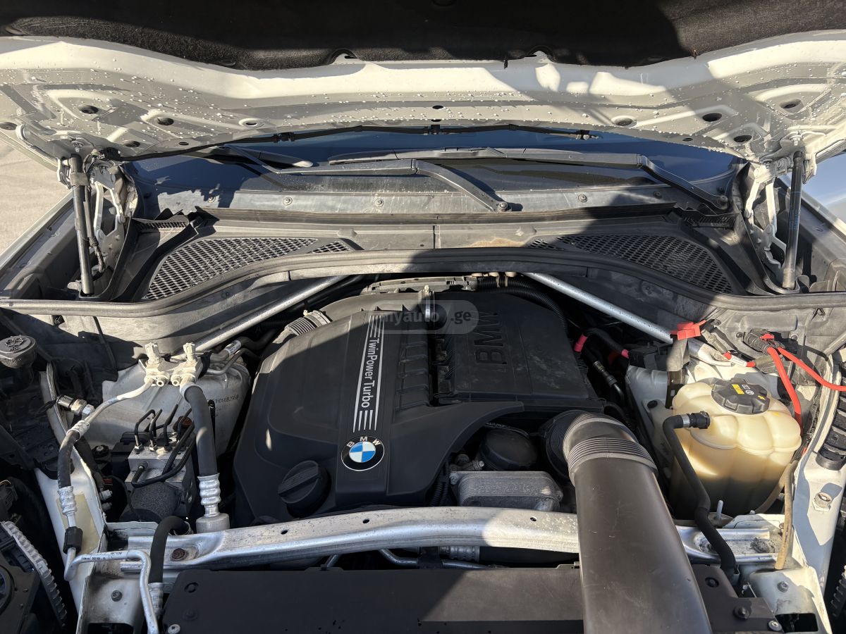 BMW X5 - фото 15