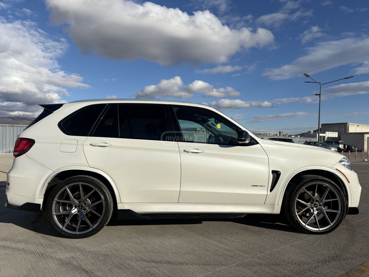 BMW X5 - фото 7