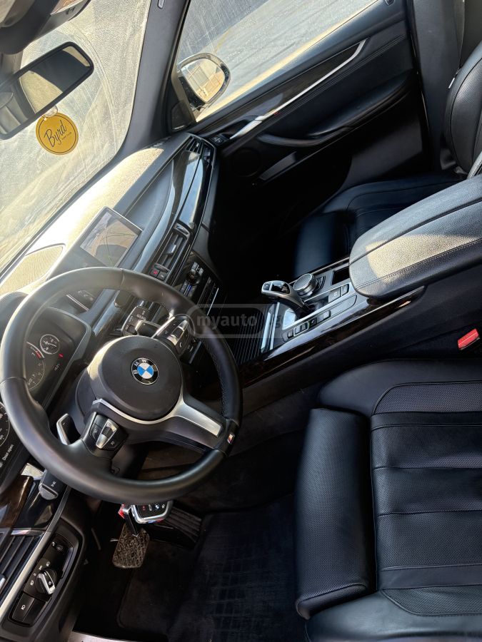 BMW X5 - фото 8