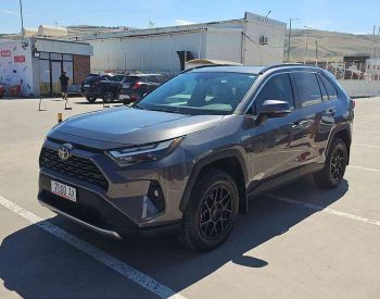ToyotaRAV 4