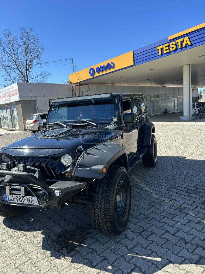 Jeep Wrangler - фото 10